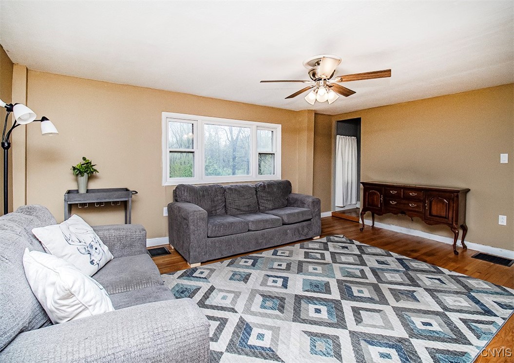 7158 Manlius Center Road, Manlius, New York image 11