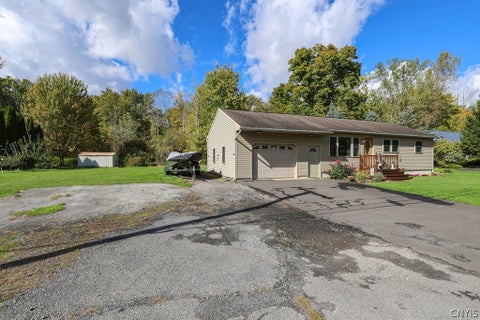 Tiny photo for 7901 Owasco Avenue, Cicero, NY 13039 (MLS # S1720251)