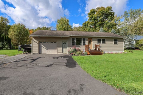 Photo of 7901 Owasco Avenue, Cicero, NY 13039 (MLS # S1720251)