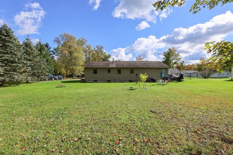Tiny photo for 7901 Owasco Avenue, Cicero, NY 13039 (MLS # S1720251)