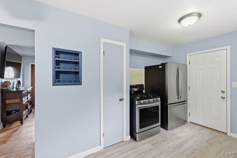 Tiny photo for 7901 Owasco Avenue, Cicero, NY 13039 (MLS # S1720251)