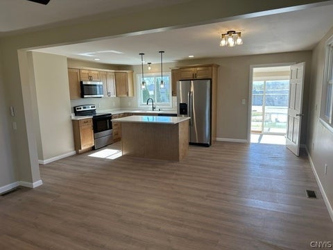 Tiny photo for 9432 Maynard Drive DR, Marcy, NY 13403 (MLS # S1724032)