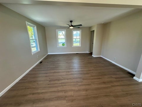 Tiny photo for 9432 Maynard Drive DR, Marcy, NY 13403 (MLS # S1724032)