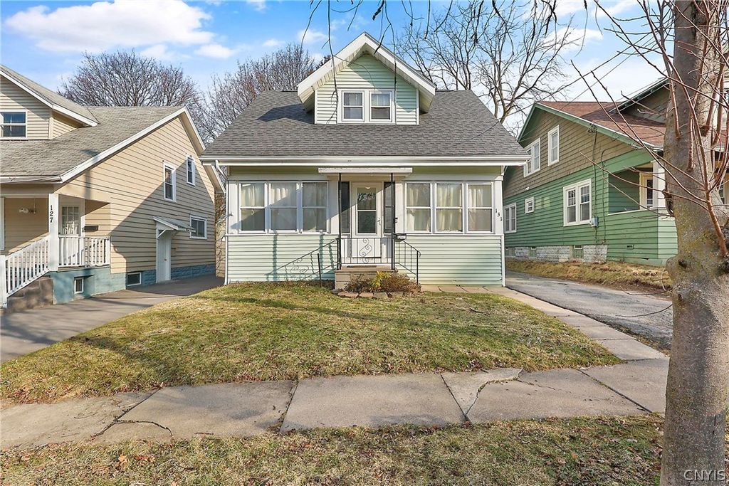 Photo of 131 Winthrop Road, Syracuse, NY 13206 (MLS # S1665814)