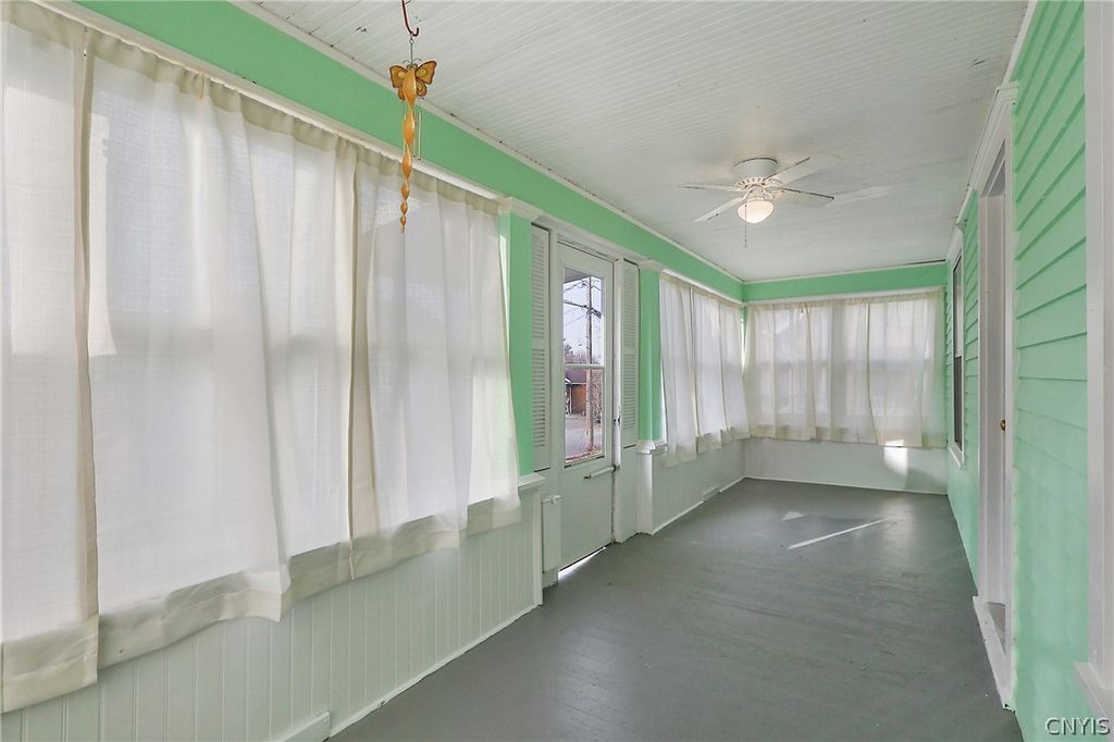 Photo of 131 Winthrop Road, Syracuse, NY 13206 (MLS # S1665814)