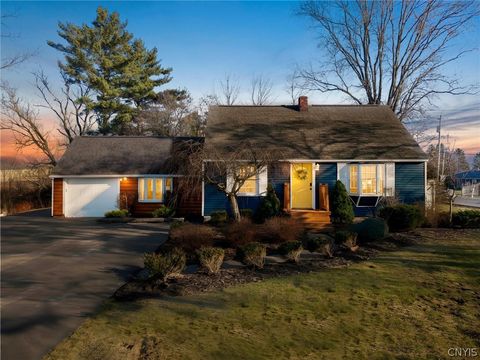 Homes For Sale - 5746 S Bay Road<br/> Cicero, NY 13039