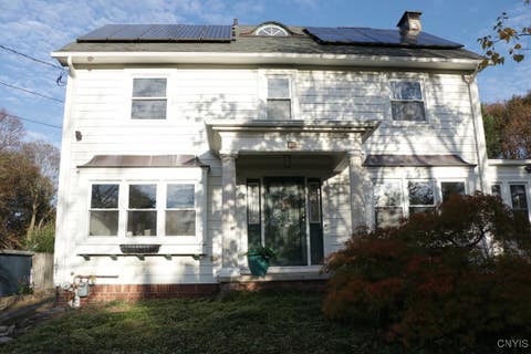 Photo for 121 Edgehill Road