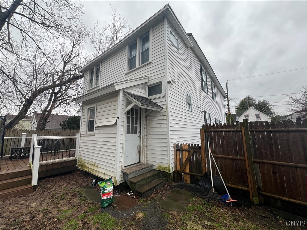 714 Bristol Street, Utica, New York image 11