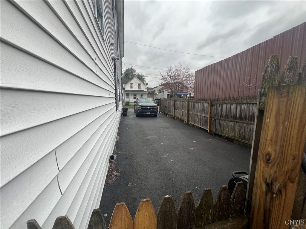 714 Bristol Street, Utica, New York image 6