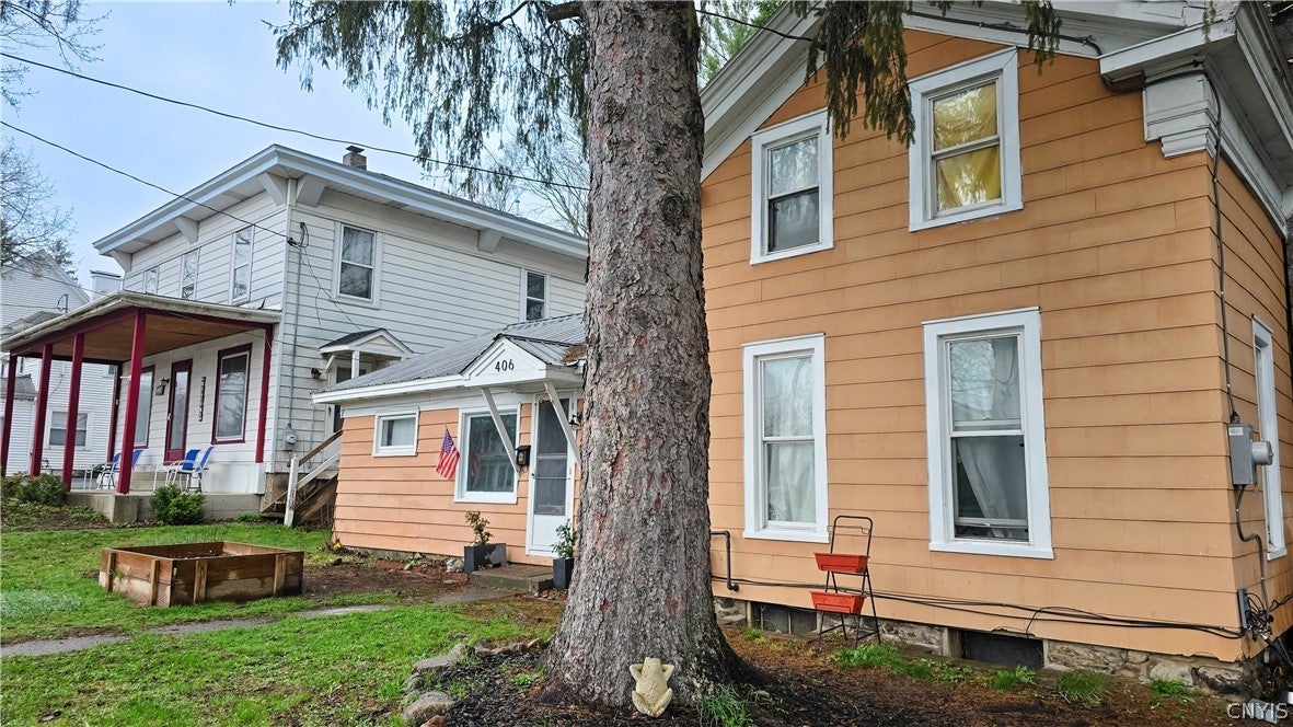 406 Main Street
