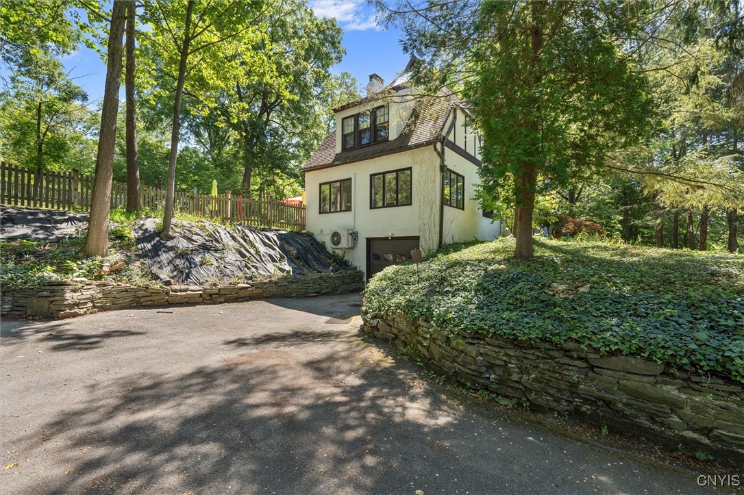 419 Cayuga Heights Road