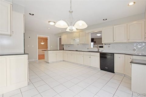 Tiny photo for 101 Britain Road, Manlius, NY 13066 (MLS # S1658327)