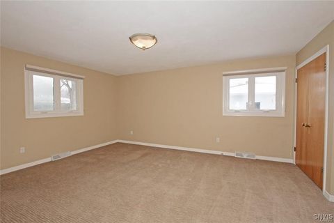 Tiny photo for 101 Britain Road, Manlius, NY 13066 (MLS # S1658327)