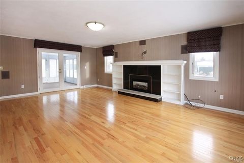 Tiny photo for 101 Britain Road, Manlius, NY 13066 (MLS # S1658327)