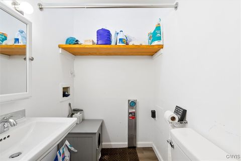 Tiny photo for 945 Oak Street, Syracuse, NY 13203 (MLS # S1655410)