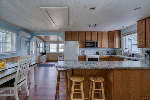 Tiny photo for 216 Frontenac Boulevard, Clayton, NY 13624 (MLS # S1656192)