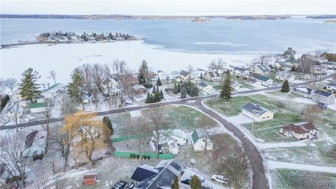 Tiny photo for 216 Frontenac Boulevard, Clayton, NY 13624 (MLS # S1656192)