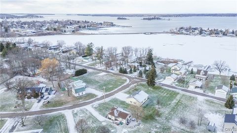 Tiny photo for 216 Frontenac Boulevard, Clayton, NY 13624 (MLS # S1656192)