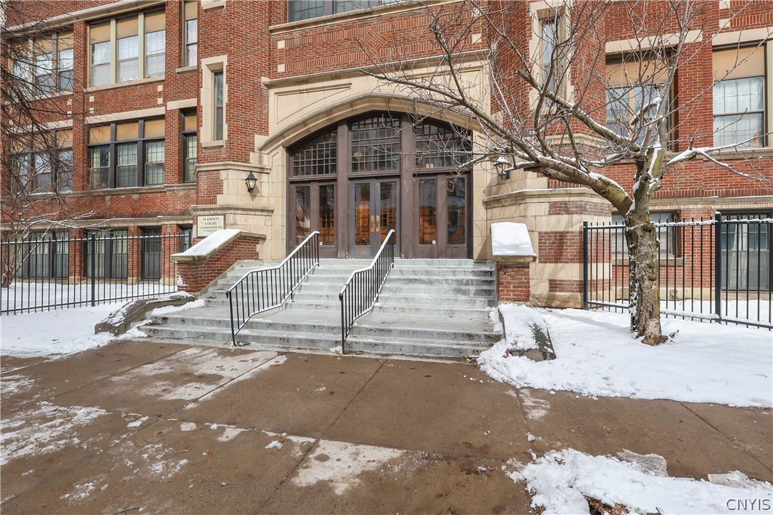 917 Madison St.