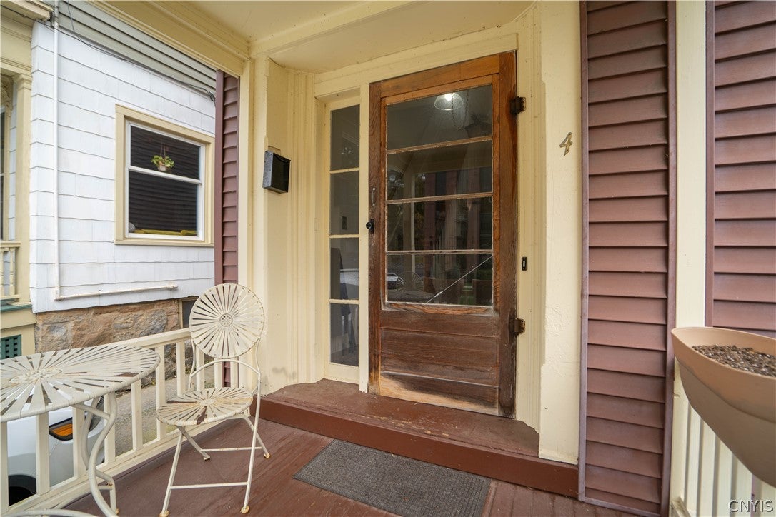 4 Salisbury Street