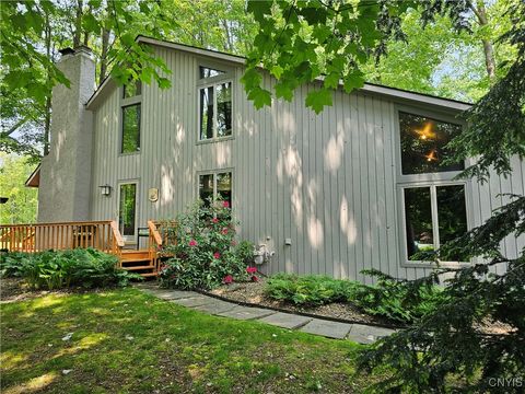 8807 Wandering Way Baldwinsville NY 13027