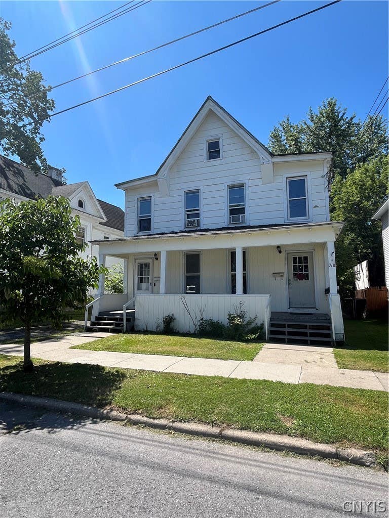 Photo of 718 Cadwell Street, Watertown City, NY 13601 (MLS # S1704758)
