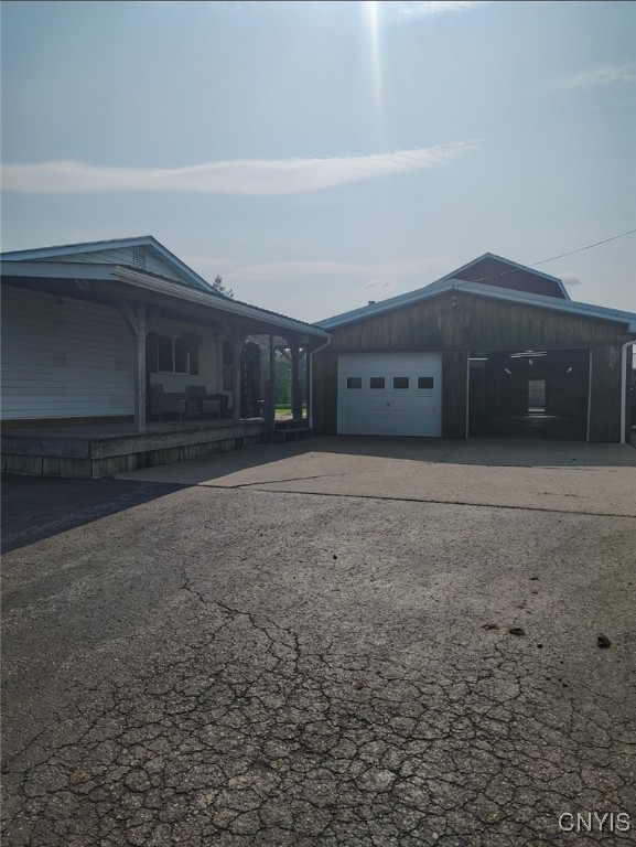 1581 Augusta Solsville Road