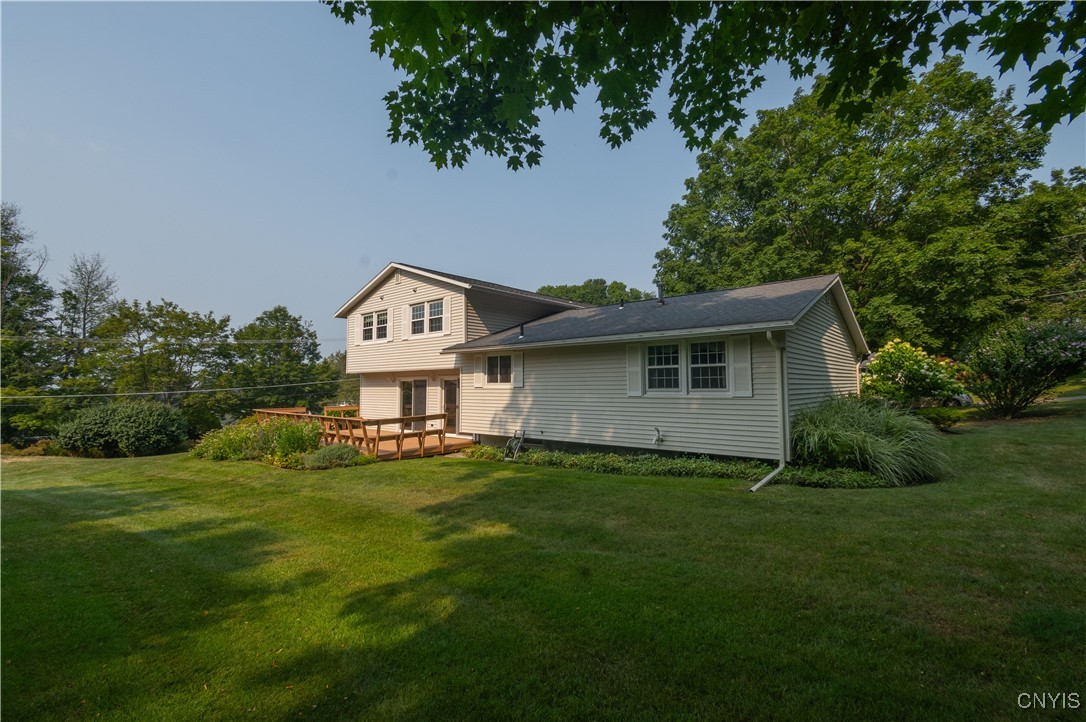 Camillus, New York 13031, United States, 4 Bedrooms Bedrooms, ,3 BathroomsBathrooms,Residential,Pending,188223