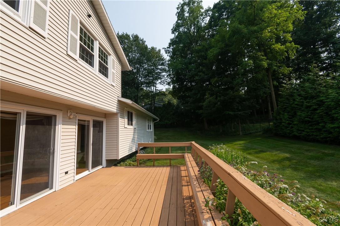 Camillus, New York 13031, United States, 4 Bedrooms Bedrooms, ,3 BathroomsBathrooms,Residential,Pending,188223