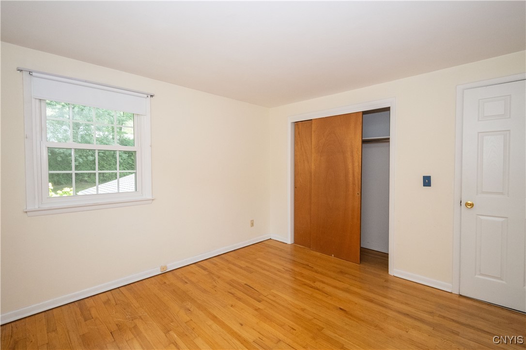 Camillus, New York 13031, United States, 4 Bedrooms Bedrooms, ,3 BathroomsBathrooms,Residential,Pending,188223