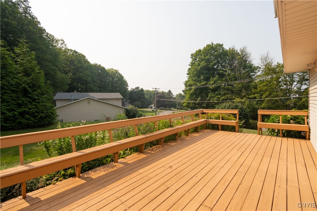 Camillus, New York 13031, United States, 4 Bedrooms Bedrooms, ,3 BathroomsBathrooms,Residential,Pending,188223