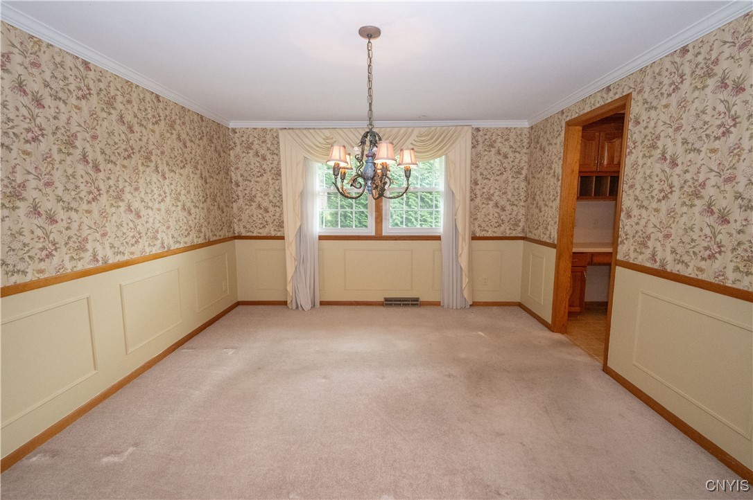 Camillus, New York 13031, United States, 4 Bedrooms Bedrooms, ,3 BathroomsBathrooms,Residential,Pending,188223