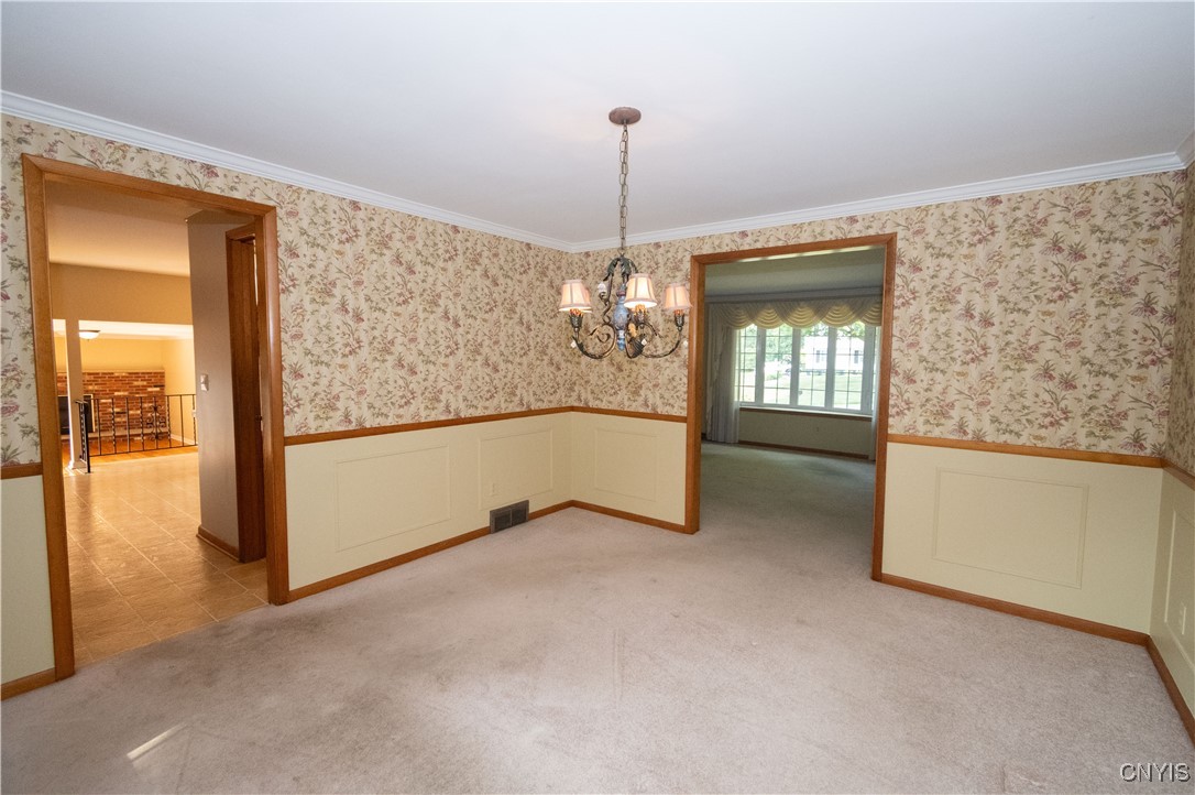 Camillus, New York 13031, United States, 4 Bedrooms Bedrooms, ,3 BathroomsBathrooms,Residential,Pending,188223