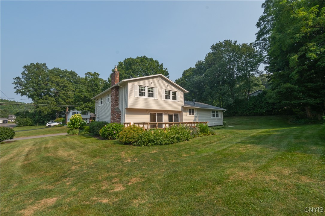 Camillus, New York 13031, United States, 4 Bedrooms Bedrooms, ,3 BathroomsBathrooms,Residential,Pending,188223