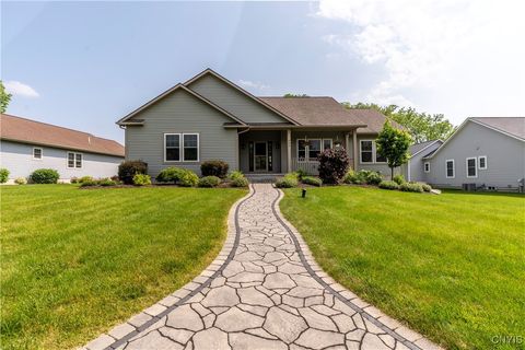 405 Newbridge Street Camillus NY 13031