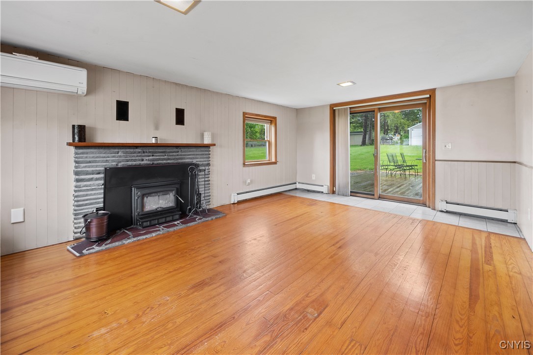 3583 W Seneca Turnpike