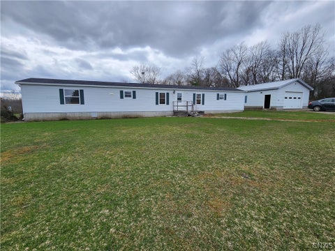 Mobile Home For Sale - 30697 State Route 12<br/> Jefferson County, Clayton, NY 13622