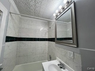 128-130 Huron Street #128, Syracuse, New York image 12