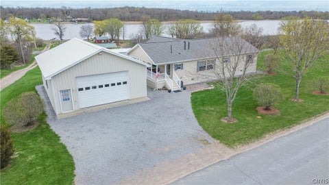 Mobile Home For Sale - 2570 Humphrey Road<br/> Jefferson County, Cape Vincent, NY 13618