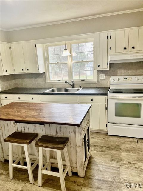 Tiny photo for 4989 Long Acre Drive, Onondaga, NY 13215 (MLS # S1655455)