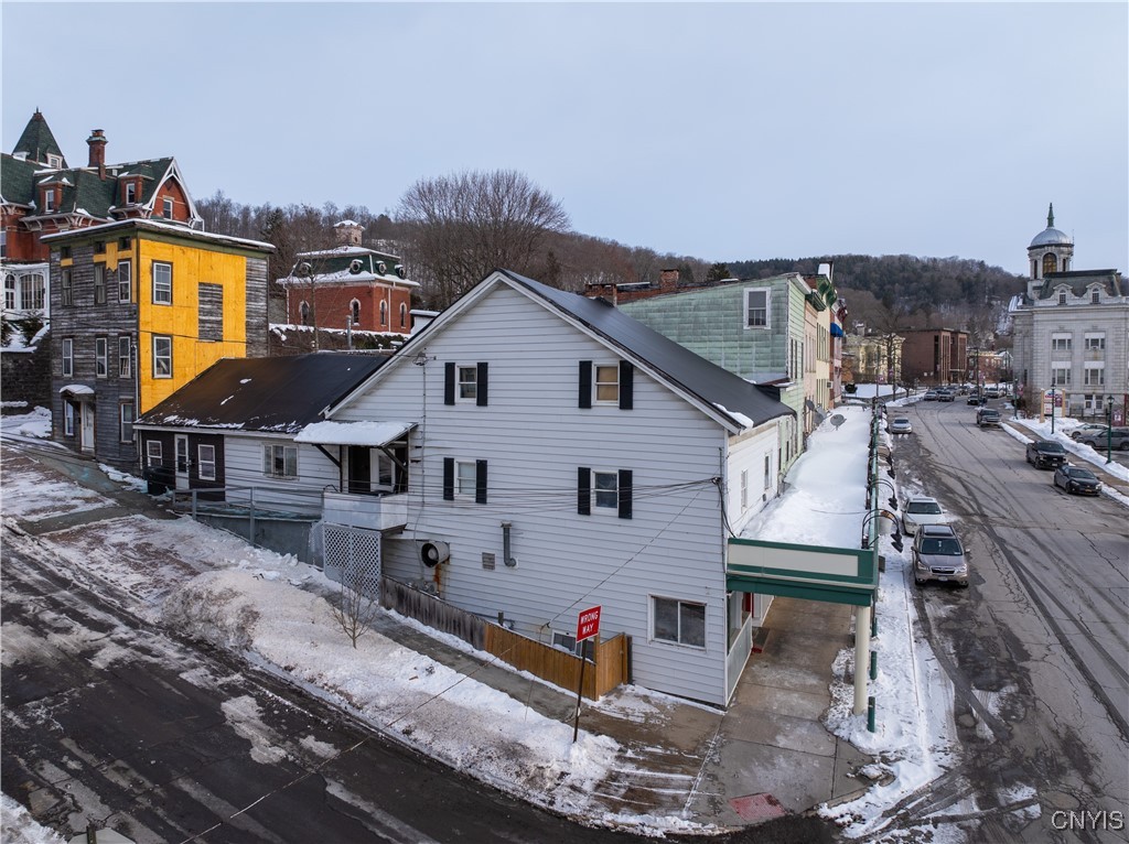 612 E Main Street