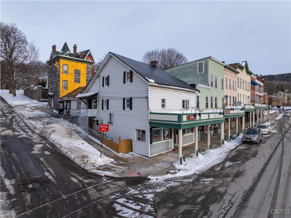 612 E Main Street