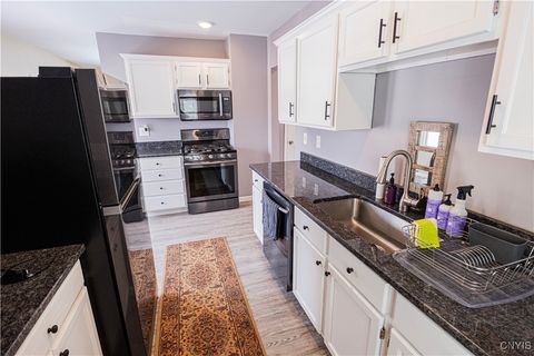 Tiny photo for 1 Paulevan Place, New Hartford, NY 13413 (MLS # S1660602)