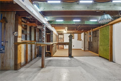 Tiny photo for 9 Donald Place, Salina, NY 13090 (MLS # S1715469)
