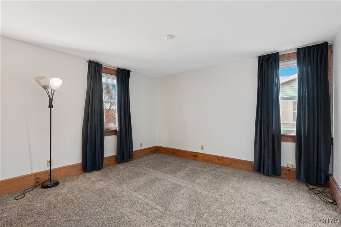 128 W Warrington Road, Syracuse, New York image 20