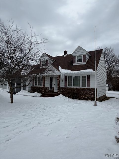 Homes For Sale - 1227 Hillview Drive<br/> Oneida County, Utica, NY 13501