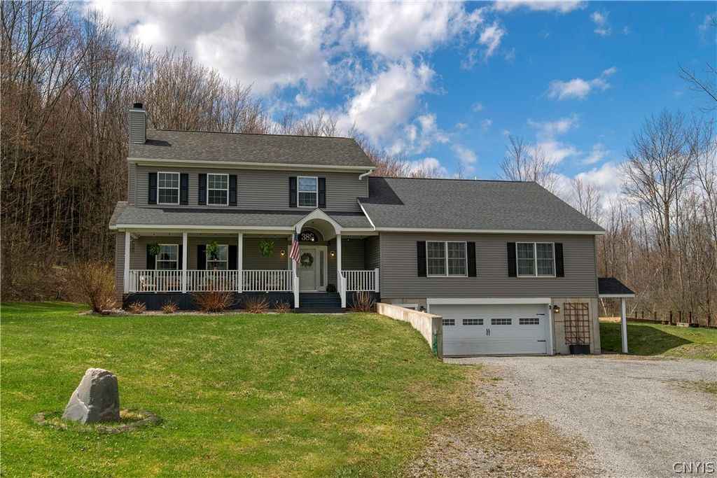 Photo of 389 Warren Road, German Flatts, NY 13407 (MLS # S1674434)