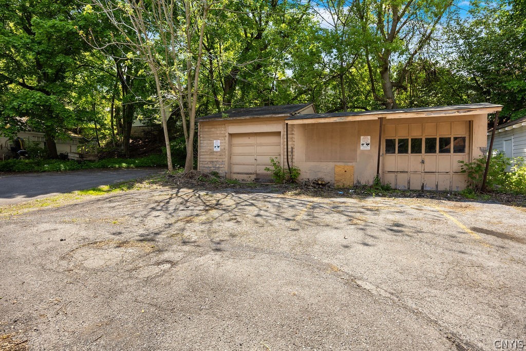 1016 Lancaster Avenue 18