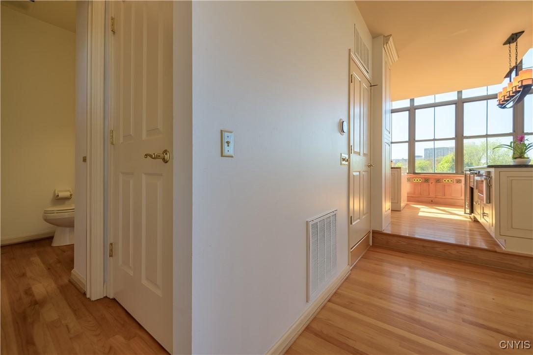 526 Plum Street #408, Syracuse, New York image 16