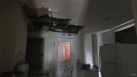 Tiny photo for 303 Marguerite Avenue, Syracuse, NY 13207 (MLS # S1648360)